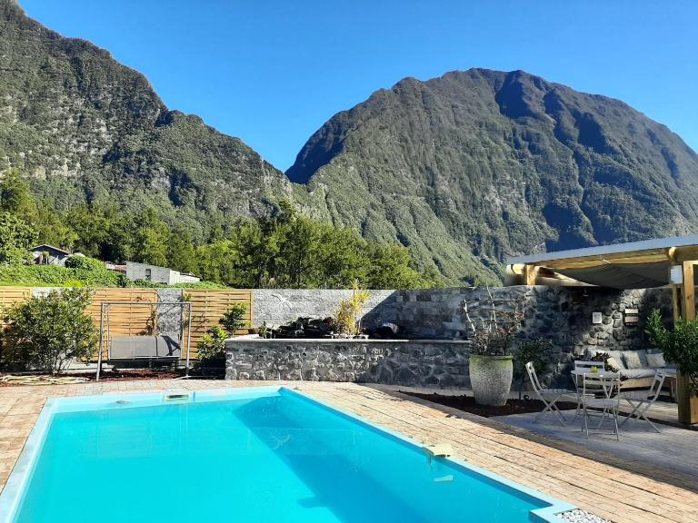 La Croisee des Sentiers - B&B Salazie
