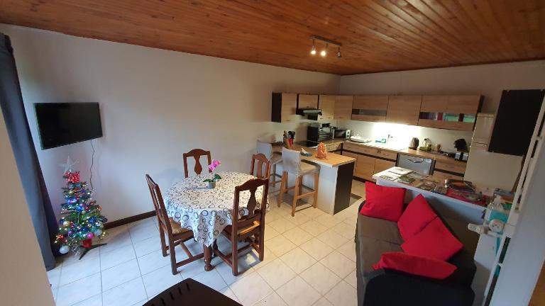 Le nid d hirondelles - Terrasse Jardin Grand garage - B&B Langres