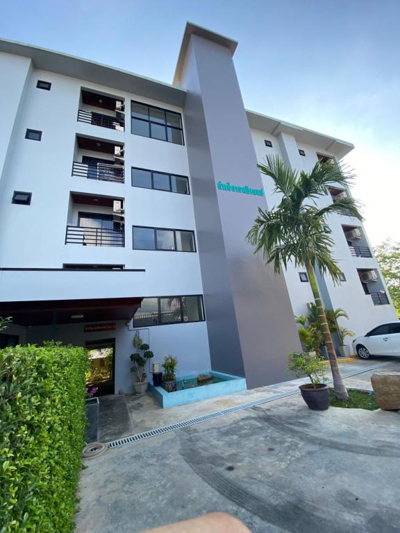 Tha-ruea Residence - B&B Thalang