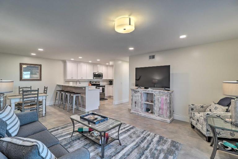 Florida Condo w/ Pool & Tennis: Walk to Beach! - B&B Fernandina Beach