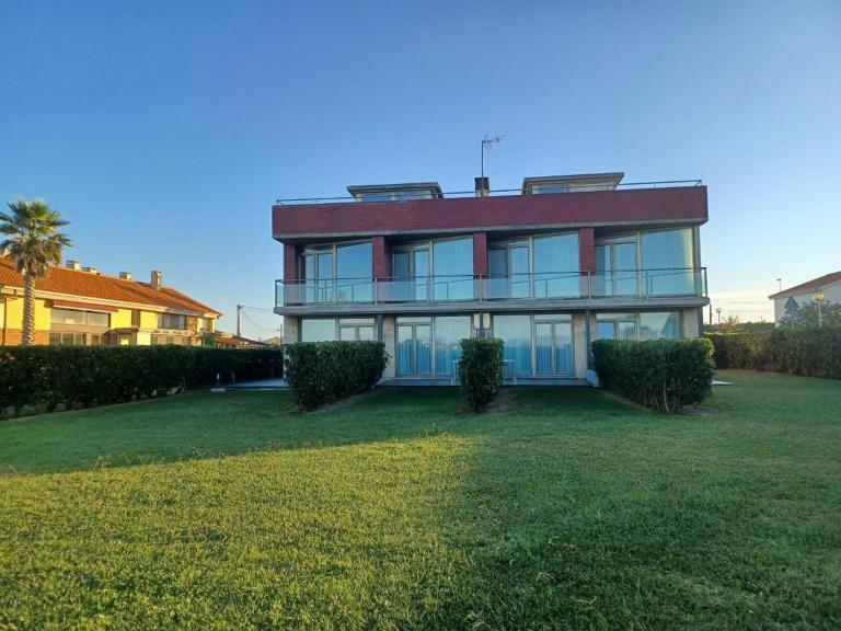 Apartamentos Playa de Portio - Chambres d'hôtes Liencres