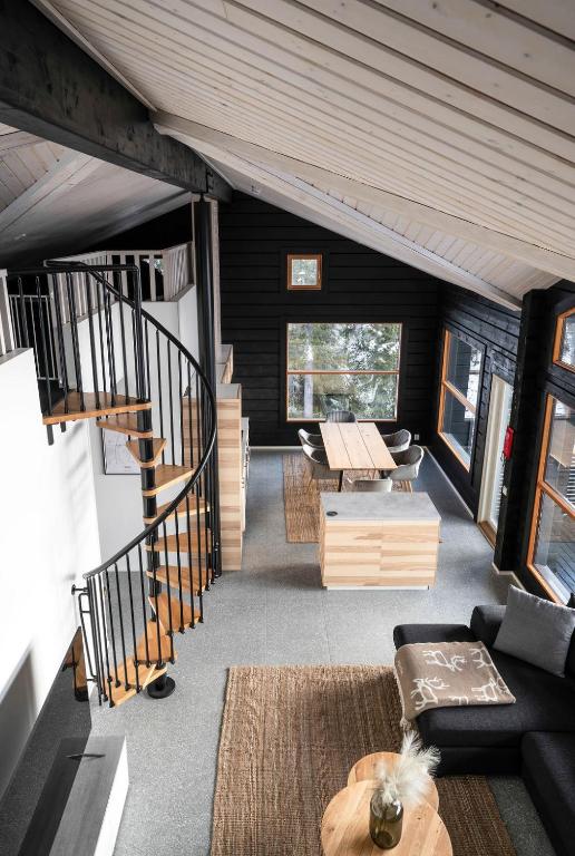 Villa Ruka - Rising Sun with 3 bedrooms, loft, sauna and balcony with a view - B&B Ruka