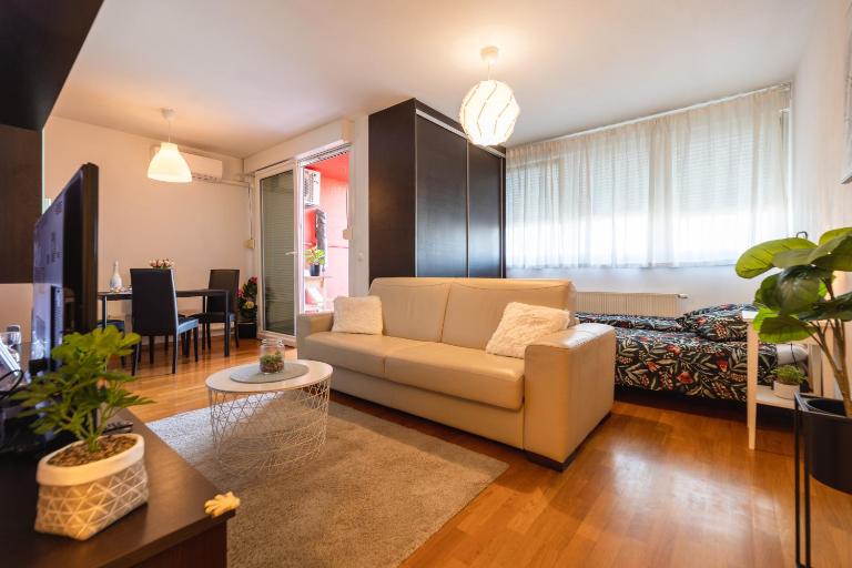 Flexible SelfCheckIns 29 - Zagreb - 1 Bedrooom - Loggia - New - B&B Zagabria