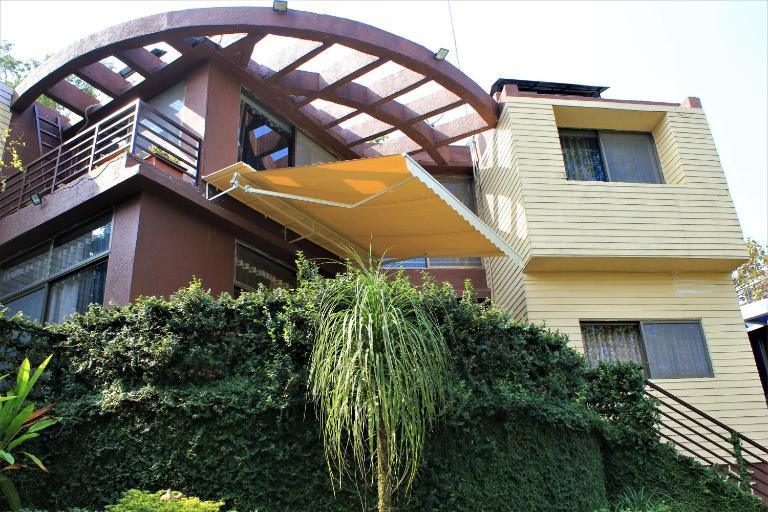 Karjat Villa (3 BHK) With Garden Amidst Nature - Chambres d'hôtes Karjat
