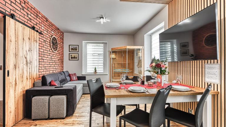 Apartament w Starym Tartaku 1 z Sauną - 5D Apartamenty - Chambres d'hôtes Świeradów-Zdrój