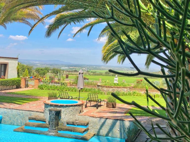 Hacienda La Romita - Bed and Breakfast San Miguel de Allende