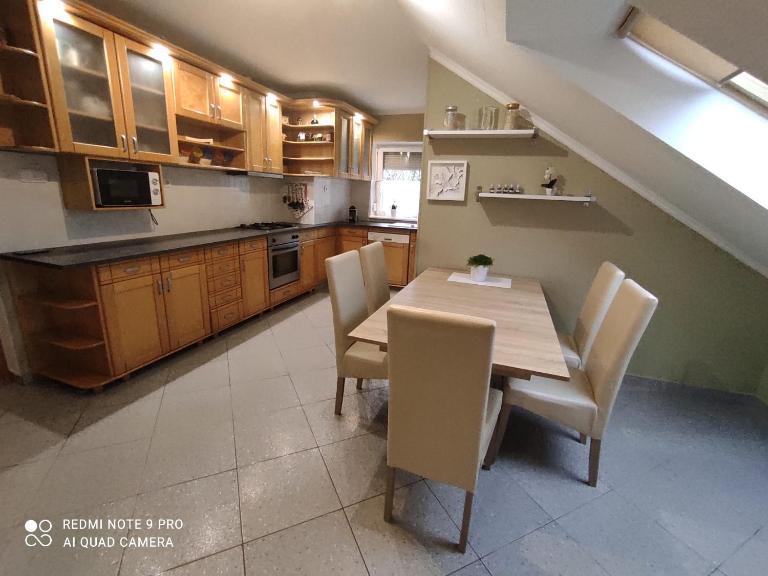 Felhő Apartman - B&B Balatonfüred