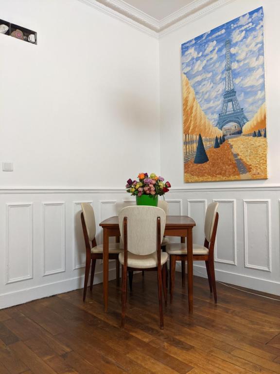 Private acces to the all flat. Charming Parisian. - B&B Parigi