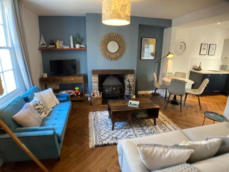 Cosy 2 bedroom cottage in Scarborough's Old Town - B&B Scarborough