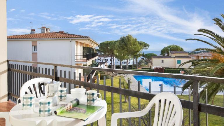 CB E-6 - Calella de Palafrugell - B&B Calella de Palafrugell