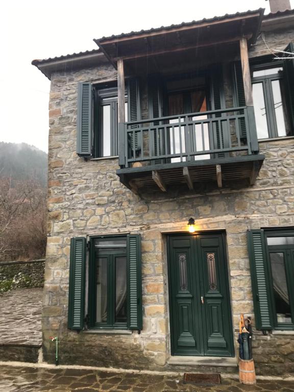 Δάφνη 1933, Λιθόχτιστο Αρχοντικό στο Βουνό - Bed and Breakfast Áno Khóra