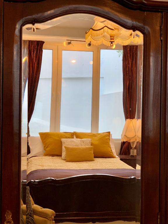 Romance & The City Lagos - B&B Lagos