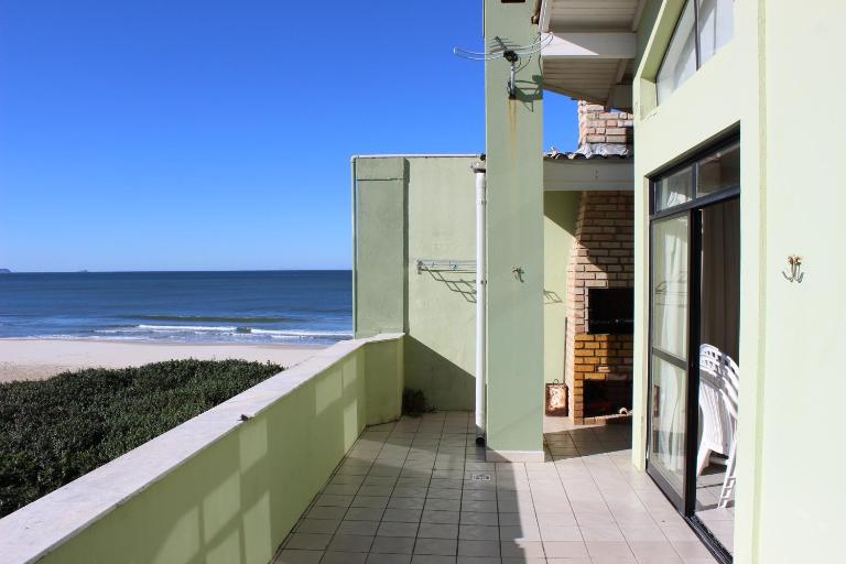 Apartamento Cobertura Vista Mar e Pé na Areia - Chambres d'hôtes Florianópolis