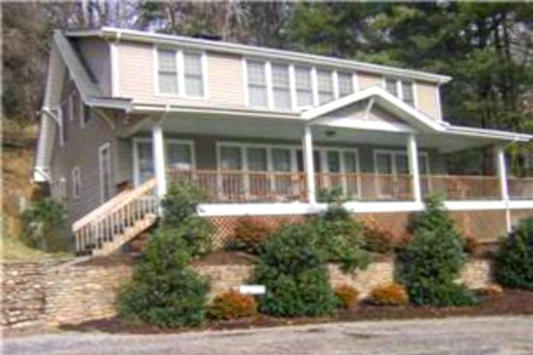Junaluska Lodge - Bed and Breakfast Lake Junaluska