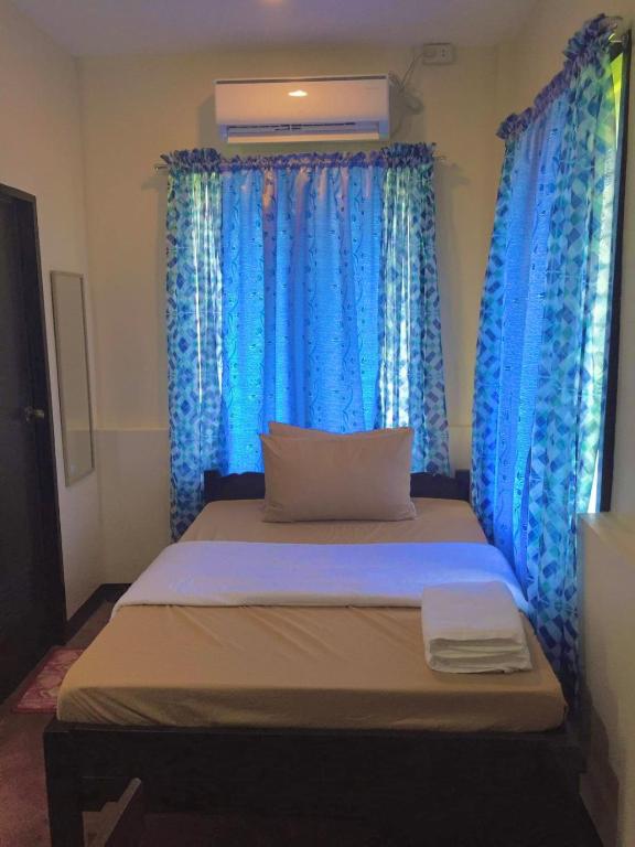 The Family Farm Stay - B&B Cauayan