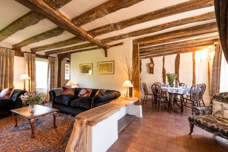 Water Cottage, a perfect ancient House in Suffolks prettiest tiny village - Chambres d'hôtes Kersey