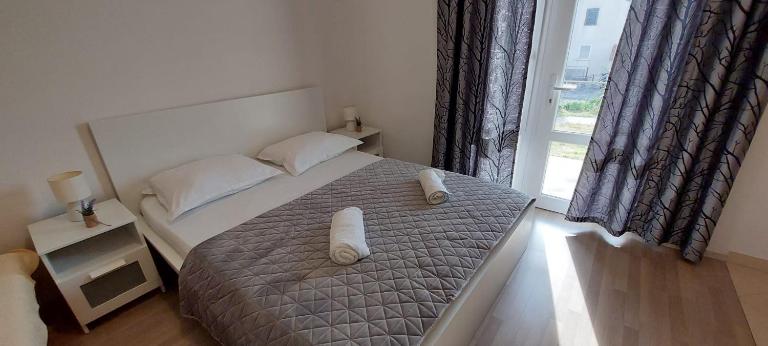 Apartments Gojak - B&B Macarsca