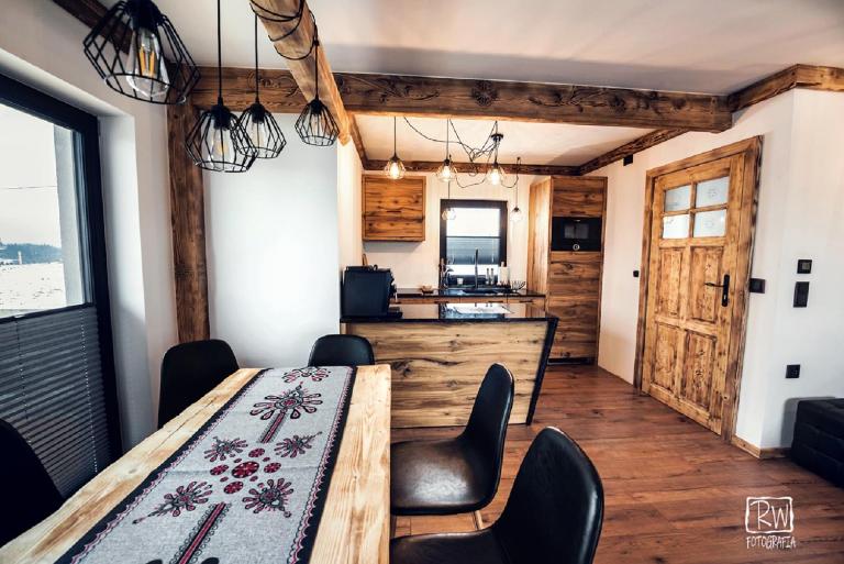 Laura Resort - Luxury Chalets z jacuzzi - B&B Szaflary