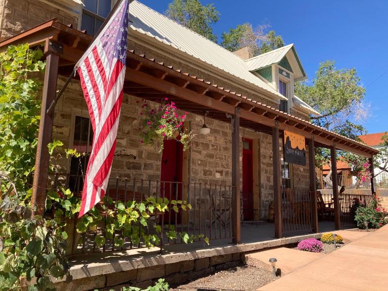 The Stone House Inn - B&B Crawford