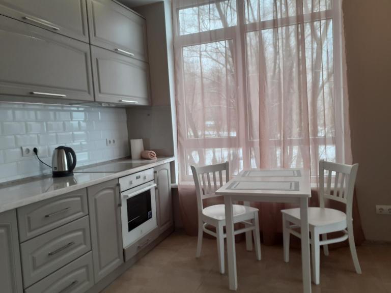 Двокімнатна , Троєщина, район 2, ТЦ район - Bed and Breakfast Kyiv