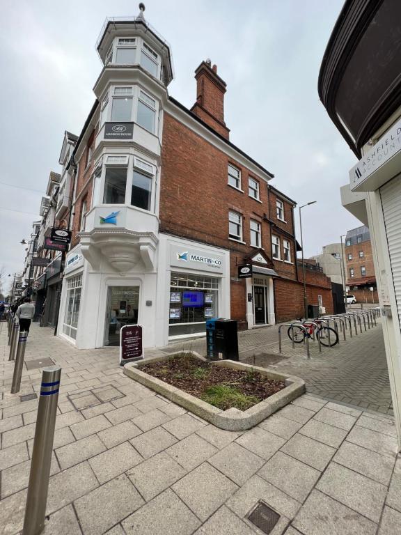 Addison House - Chambres d'hôtes Woking