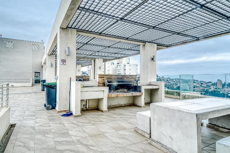Blue Oasis 2BR W/ Pool, Smart TV, Parking & Gym - B&B Viña del Mar