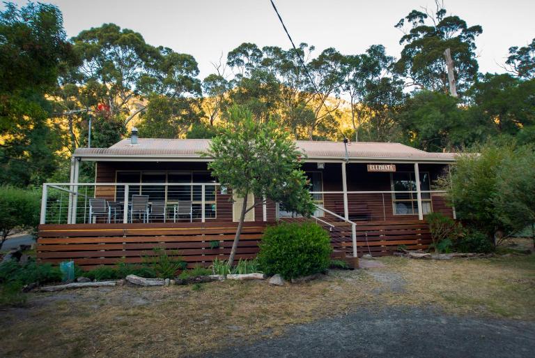 Ellimata Holiday Cottage - Chambres d'hôtes Halls Gap