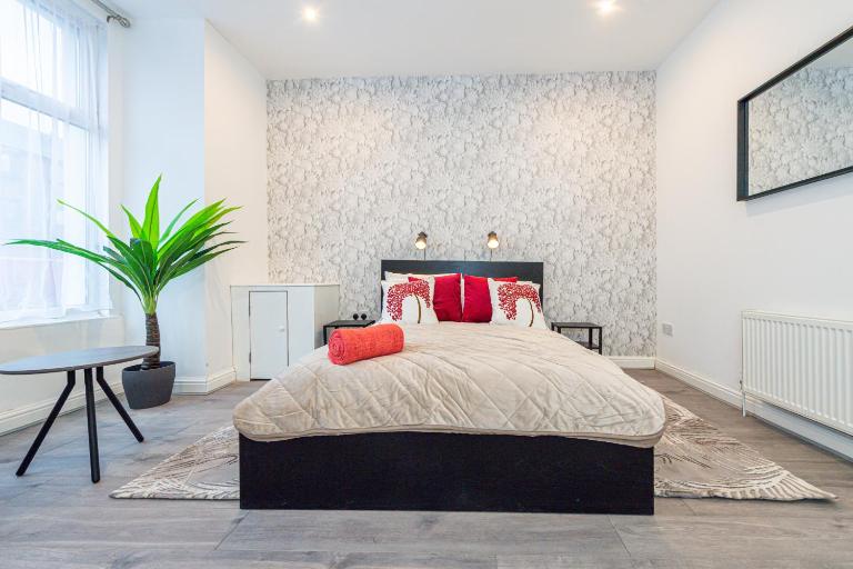 The Blossoms Studio Apartments - B&B Liverpool