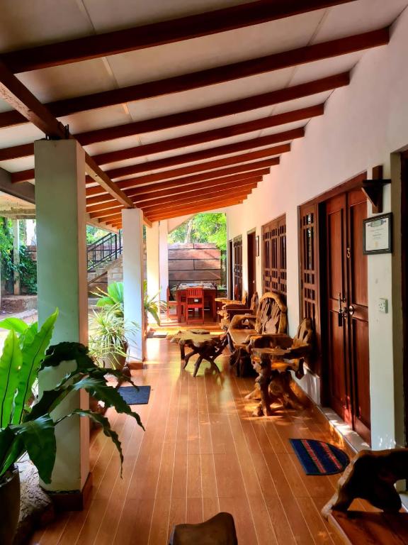Habarana Dulwan Guest House - Chambres d'hôtes Habarana