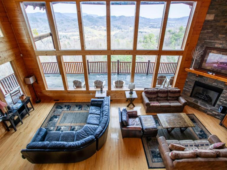 Copper Top - Stunning Views - B&B Sevierville