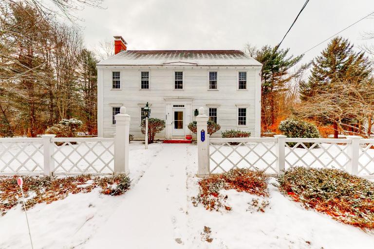 Just Beachy - B&B Kennebunk