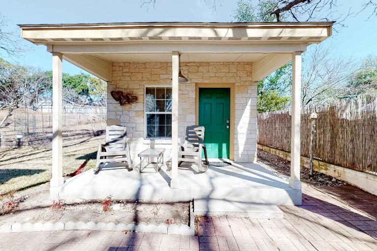 Sip & Stay - B&B Fredericksburg
