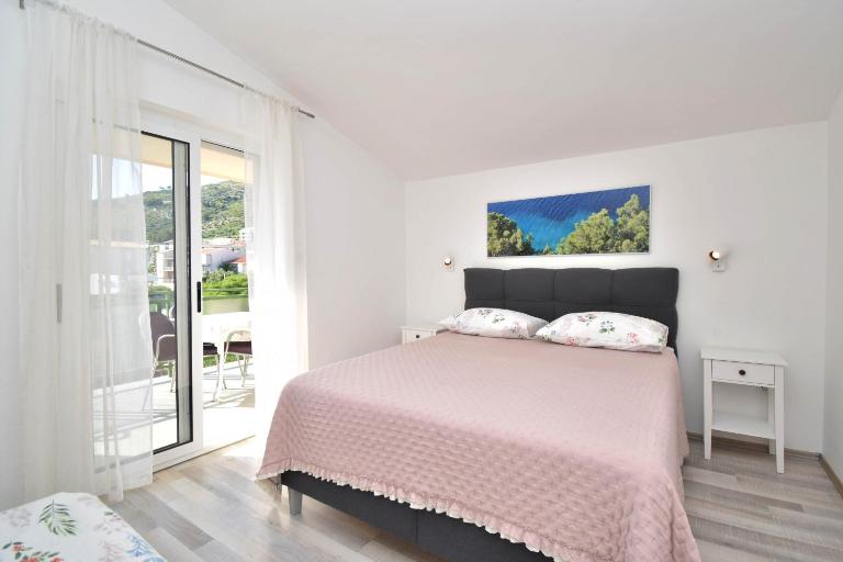 Apartment Ana - B&B Tučepi