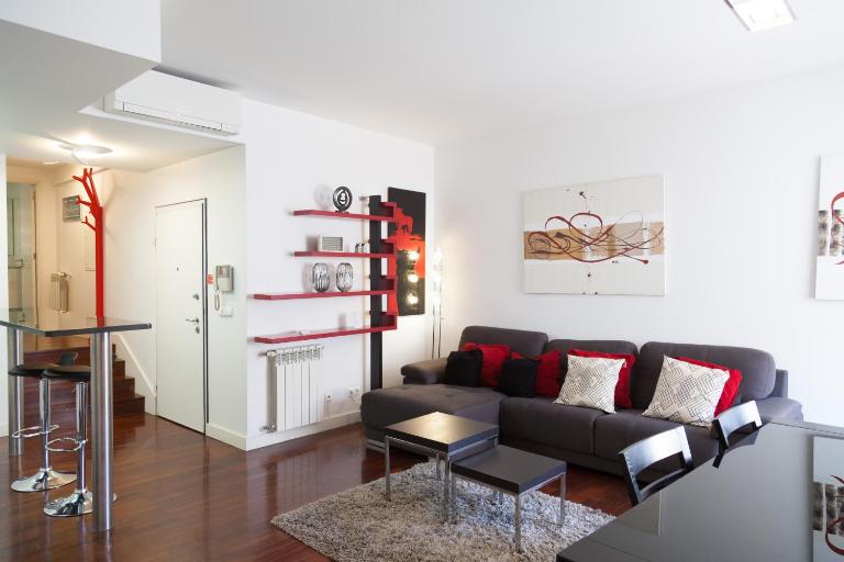 FLH Chiado Artsy Duplex - Ferienwohnung Lissabon