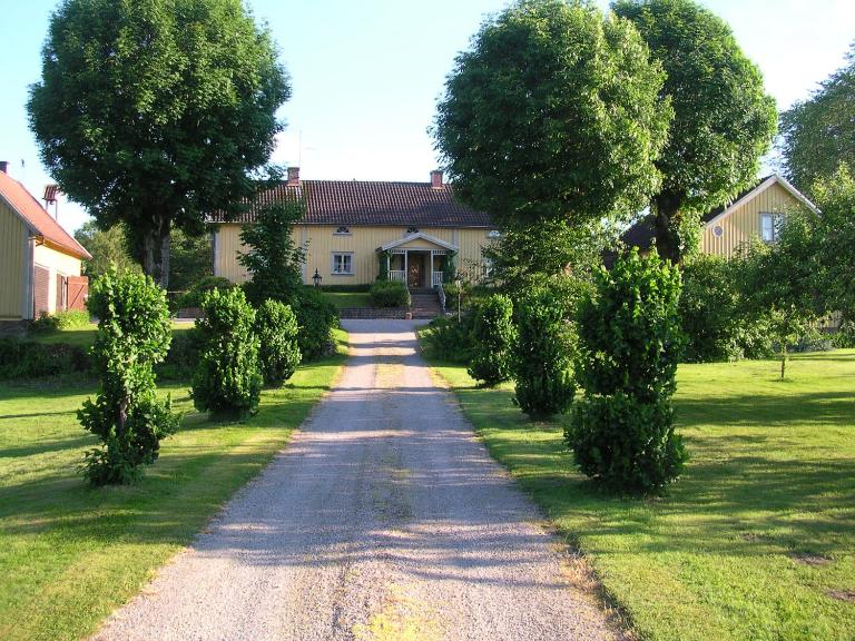 Sjöbredareds Gård - Ferienwohnung Hökerum