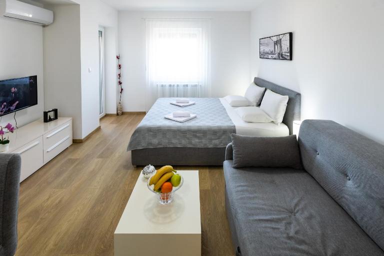 MB Apartment 2 - B&B Subotica