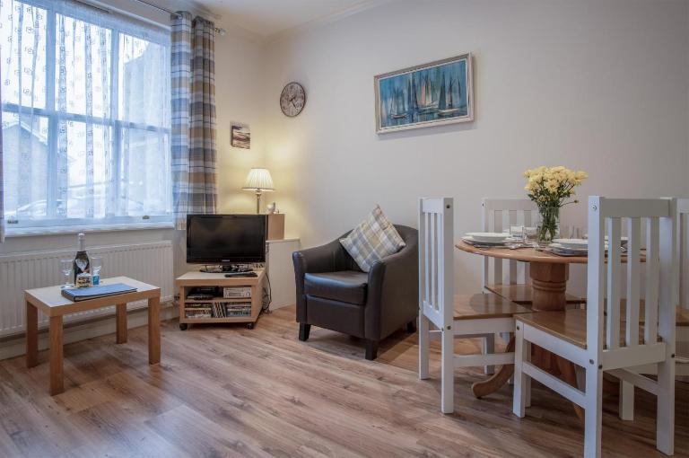 Arcadia - 1 Bedroom Apartment - Tenby - B&B Tenby