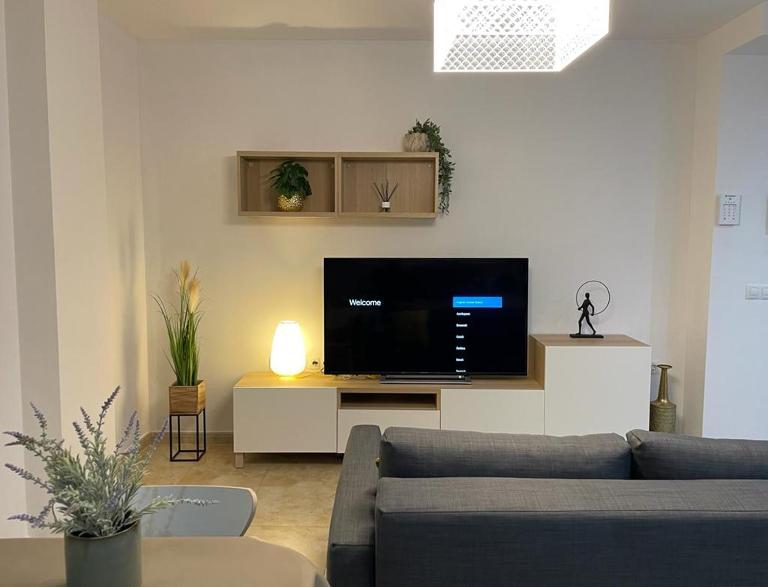 UIM Mediterraneo PB Felipe 2 Wifi - Bed and Breakfast El Port de Sagunt