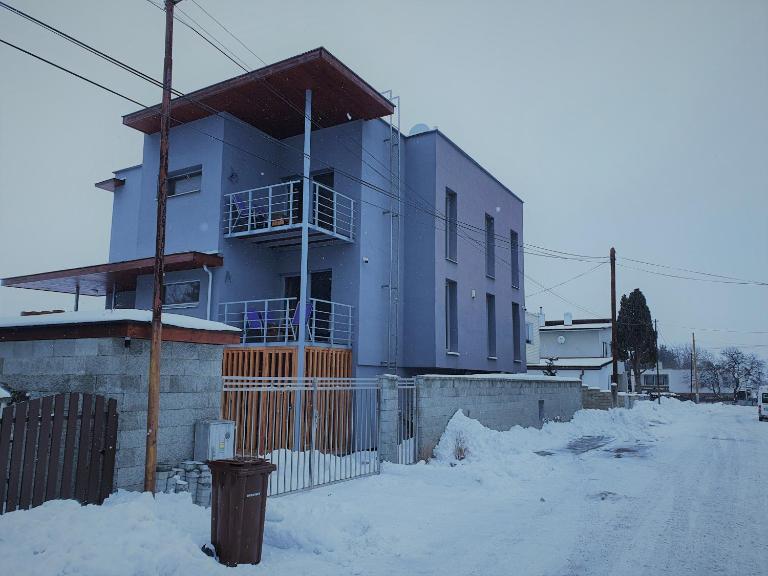 Snowhouse rodinné apartmány s balkónom 100m2 - B&B Liptovský Mikuláš