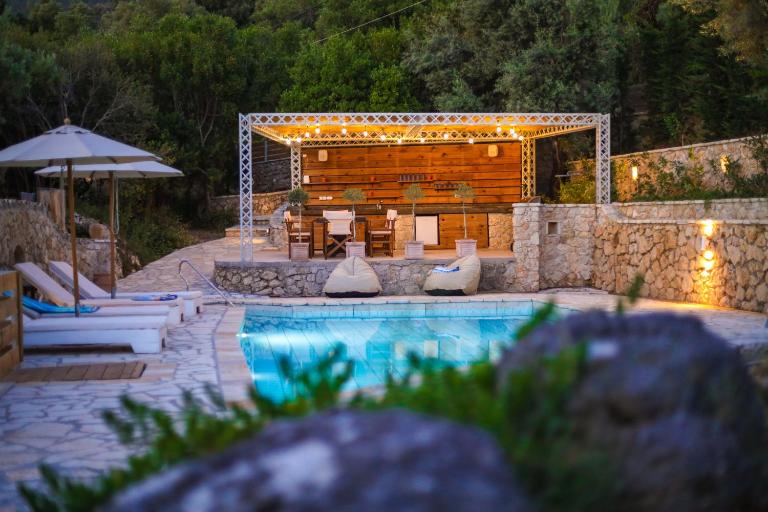 ORAMA : Sea to Sky Villas - Chambres d'hôtes Áyios Nikítas