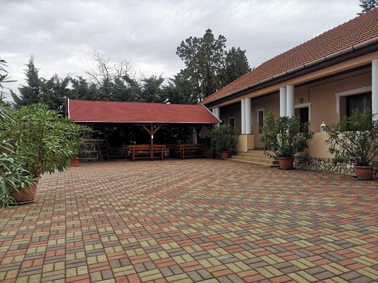 Budányi Vendégház - B&B Tállya