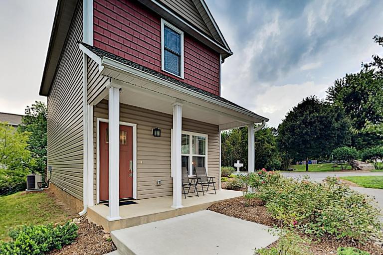 Cool Springs Manor - Ferienwohnung Asheville