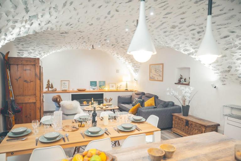 Maison de village - Les Voûtes Blanches - Serre Chevalier 1350 - B&B Saint-Chaffrey