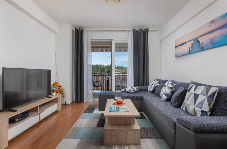 Sea View Apartment Michelle near Osejava - Bed and Breakfast Makarska
