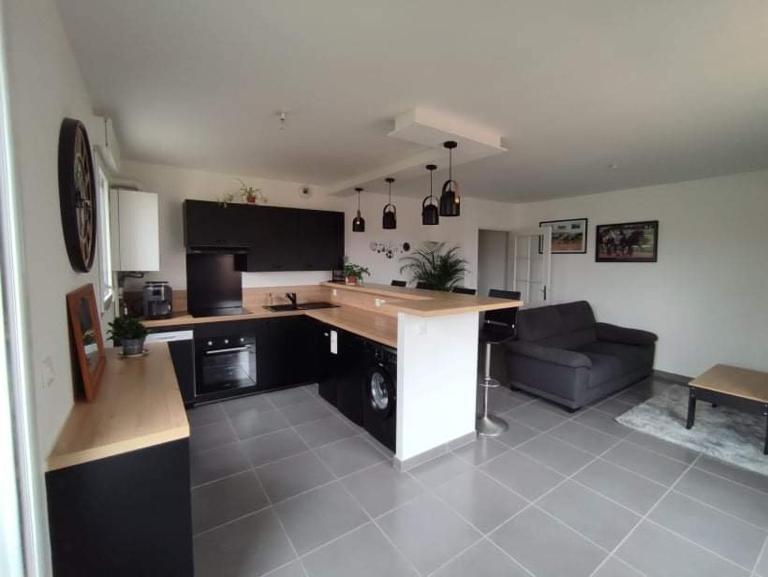 Beau F3 neuf et lumineux proche de disneyland paris - B&B Neufmoutiers-en-Brie