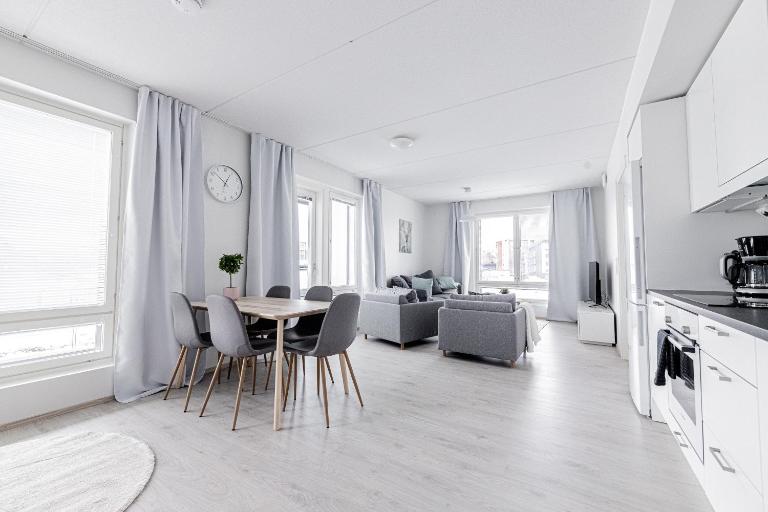 Apartment x 3, SleepWell, Nuutti, free indoor parking - Bed and Breakfast Turku