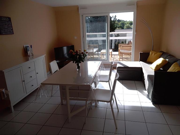 Appartement ds résidence privée avec parking privé - B&B Berck