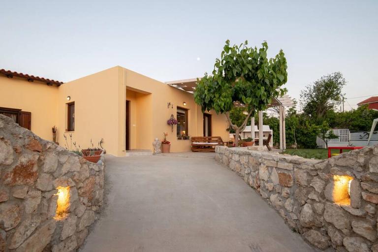 La Casa Rustica - Ferienwohnung Roústika