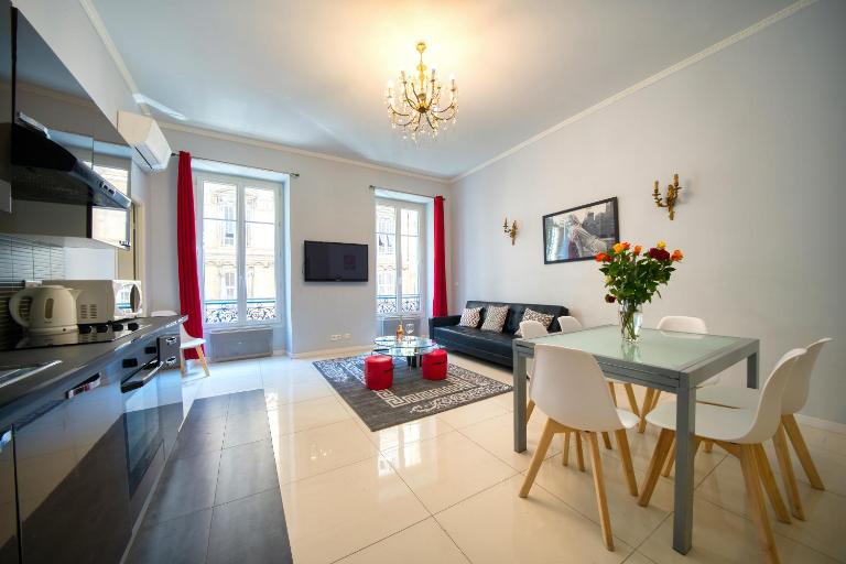 Lusso 5 beds Central Apartment - Ferienwohnung Nizza