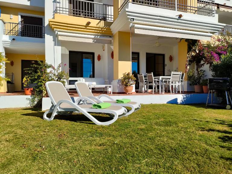 Jardines De La Torre - B&B Benahavís